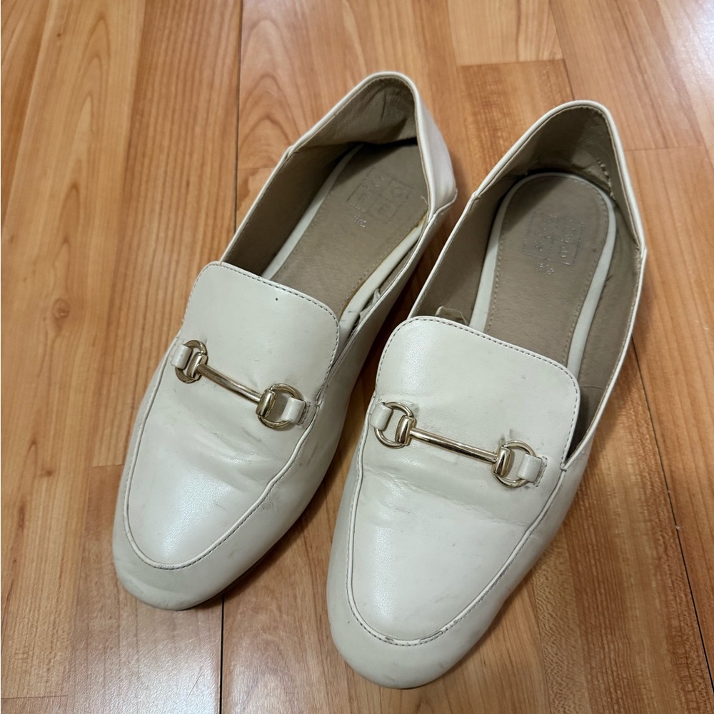 Core Life Cream Loafers
